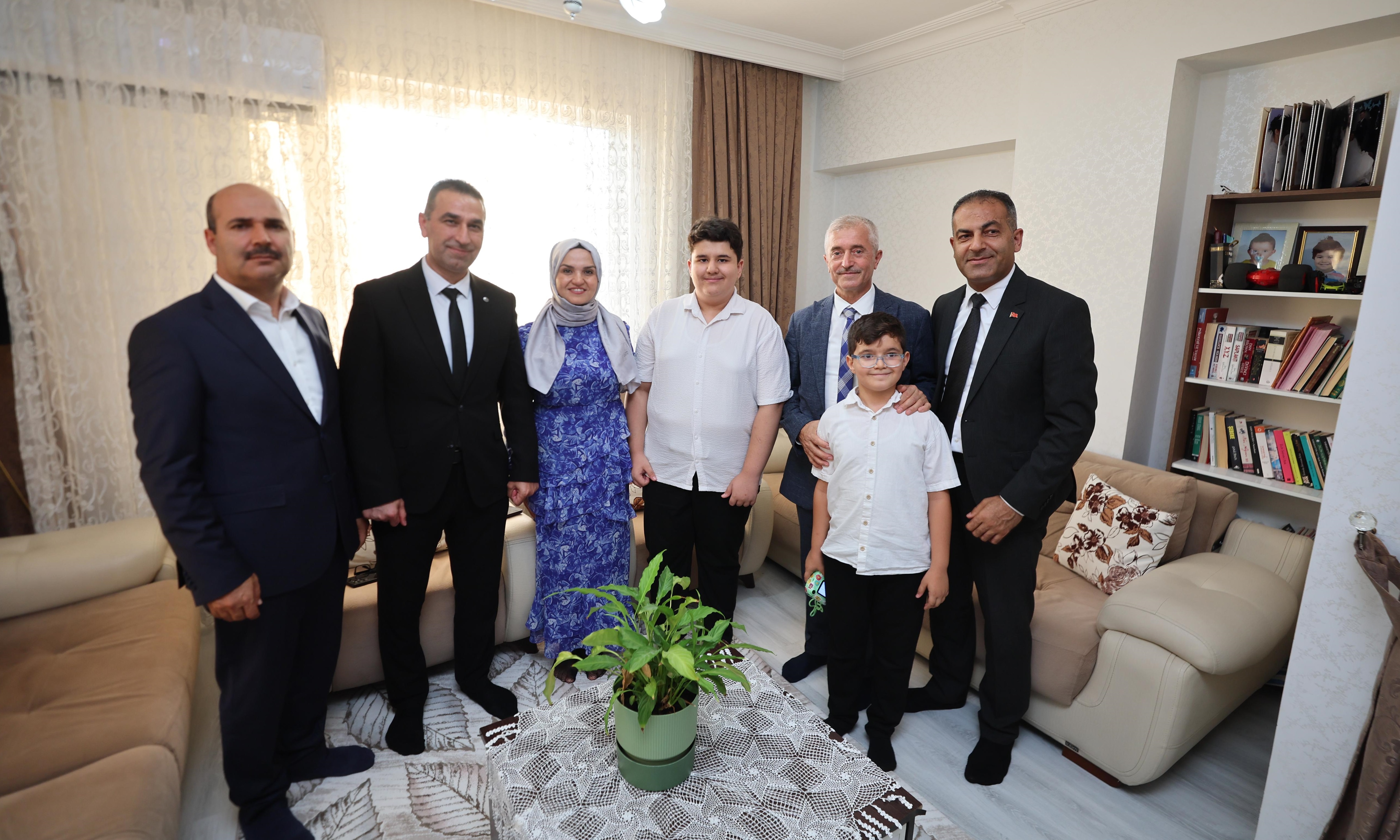 Belediyemiz Ba�ar�y� �d�llendiriyor
