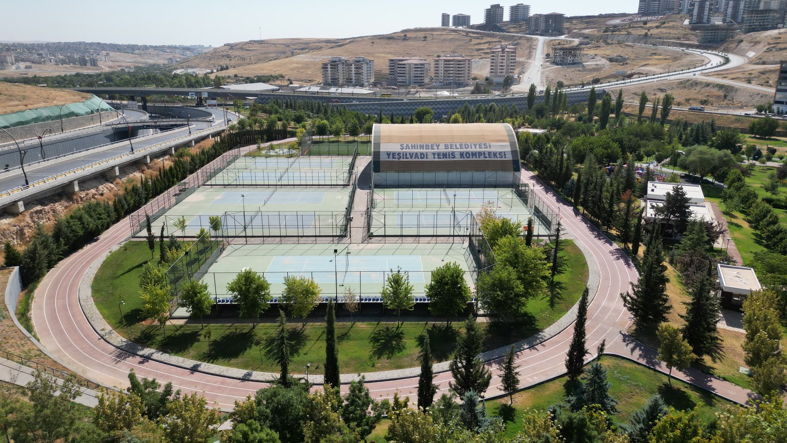 Yeilvadi Tenis Kortu