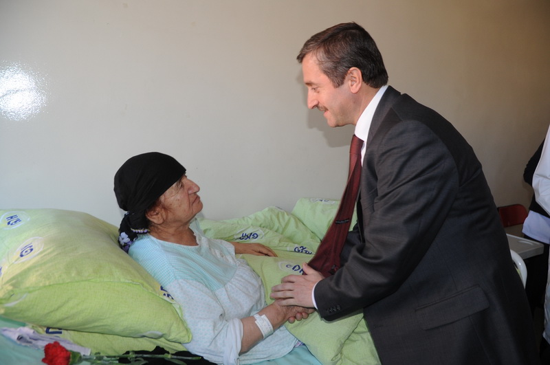 Bakanmz Mehmet Tahmazolu 