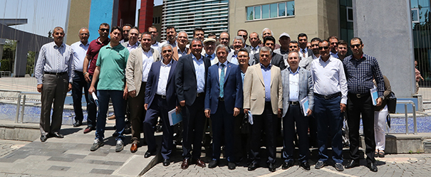 Ba�kan Tahmazo�lu, �n�aat M�teahhitleri Derne�i �le Bir Araya Geldi