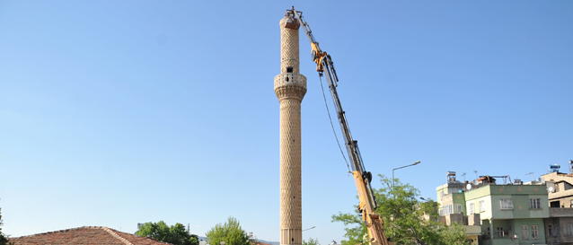 �ahinbey Belediyesi �aml�ca Cami Minaresini S�kerek Yeni Camiye Ta��yacak