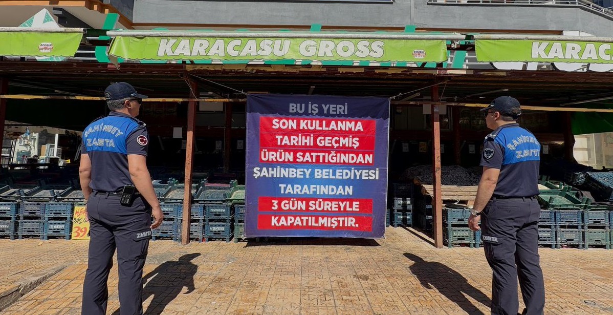 Ba�kan�m�z: "Halk�m�z�n Sa�l���n� Riske Atanlara Taviz Vermeyece�iz"