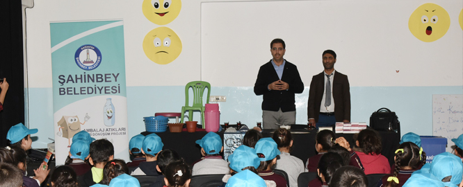 �ahinbey Belediyesi�nden Okullarda Geri D�n���m E�itimi
