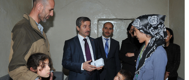 �ahinbey Belediyesi�nden 3 Bin Aileye Soba Zehirlenmelerine Kar�� Alarm Cihaz�