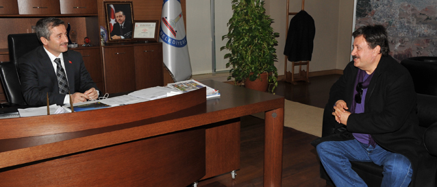 Sanat�� G�khan G�ney Ba�kan Tahmazo�lunu Ziyaret Etti