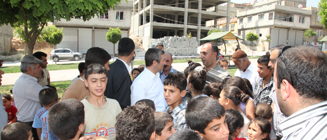 Bakan Tahmazolu, "Akdere Mahallemize Her Alanda Hizmet Sunuldu"