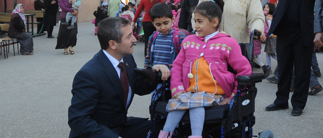 Ba�kan Tahmazo�lu, "Bir G�n De�il 365 G�n Engelli Vatanda�lar�m�zla Birlikteyiz"
