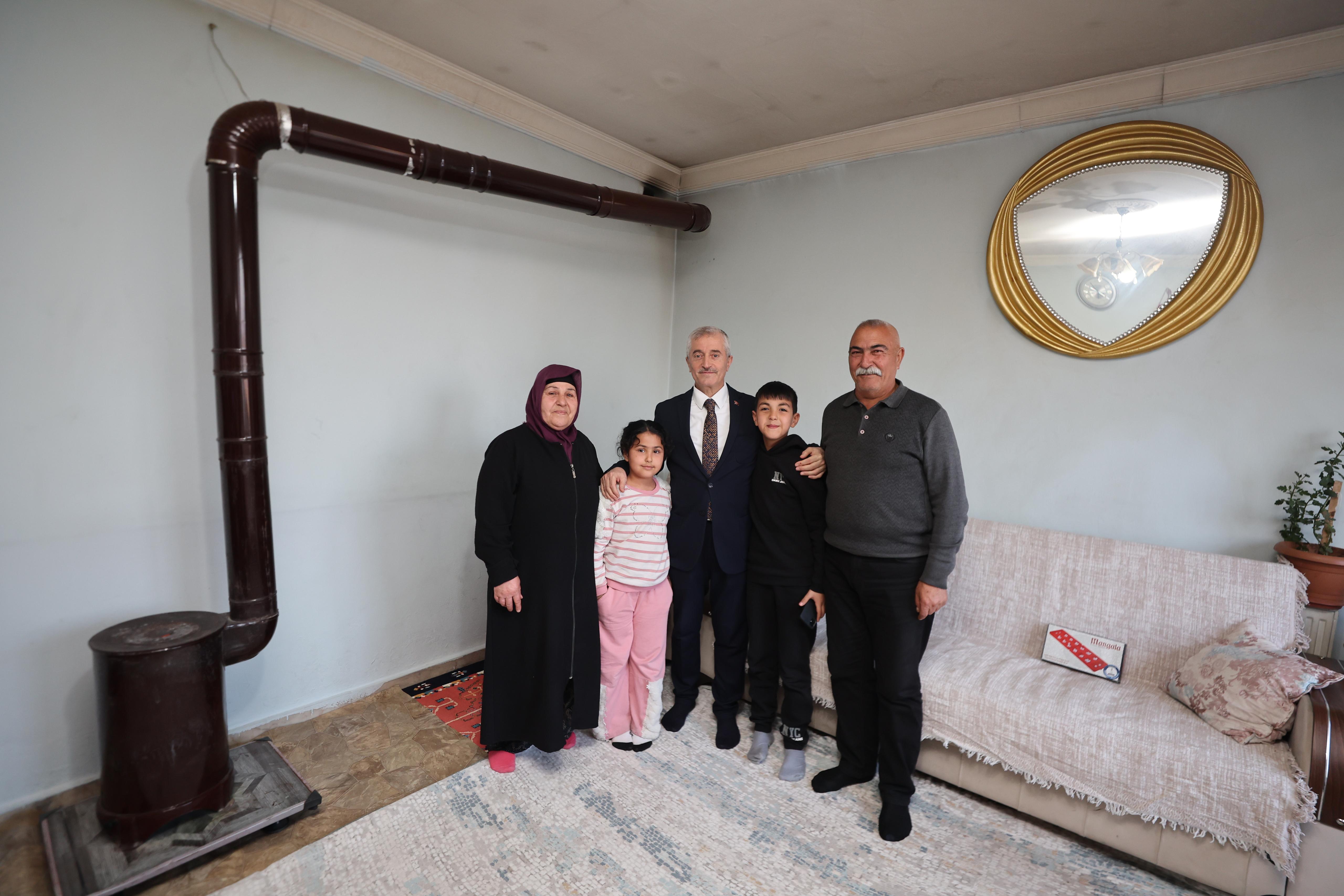 Ba�kan�m�z Evlere Misafir Oluyor