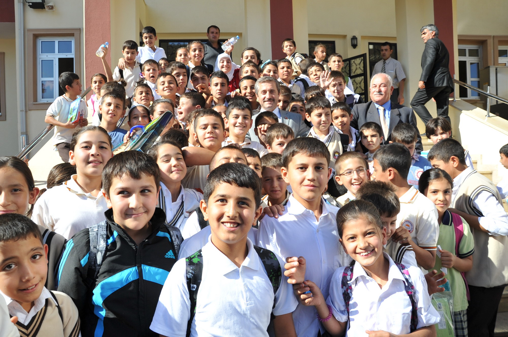 Temizlik Kampanyas Okullarda Devam Ediyor