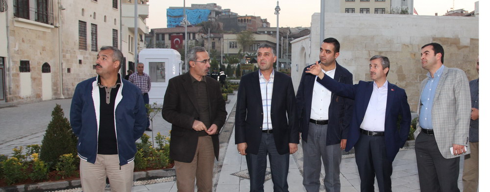 Bakan Toprak, "Bakan Tahmazolu Baarl Hizmetler Yapyor"