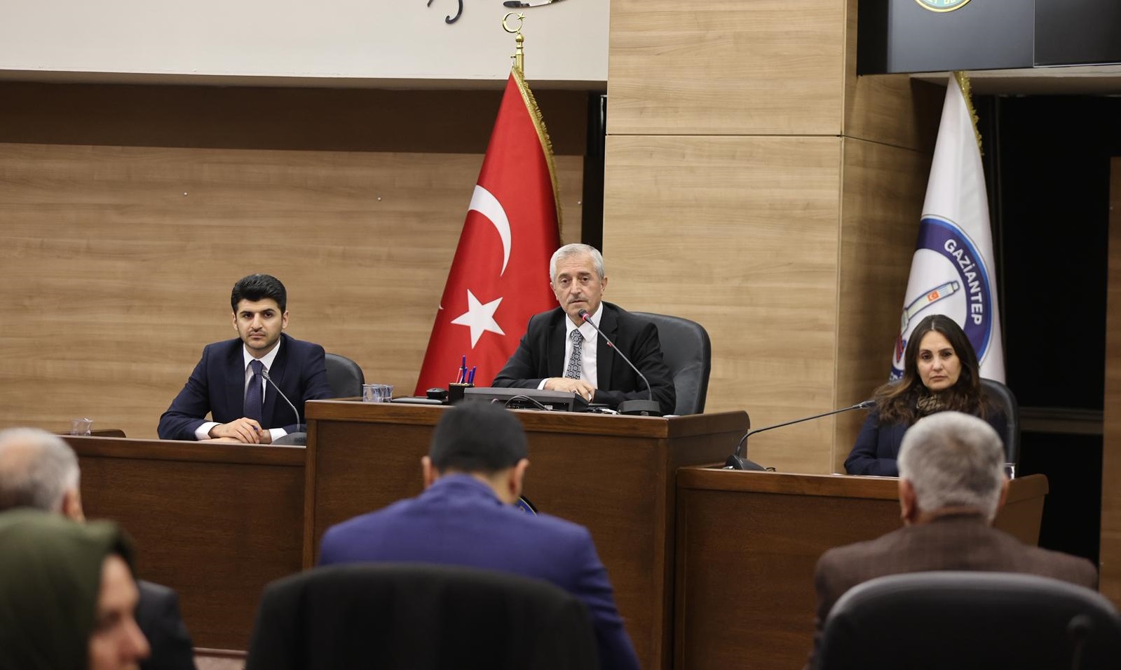 Yeni Y�l�n �lk Meclis Toplant�s� Yap�ld�