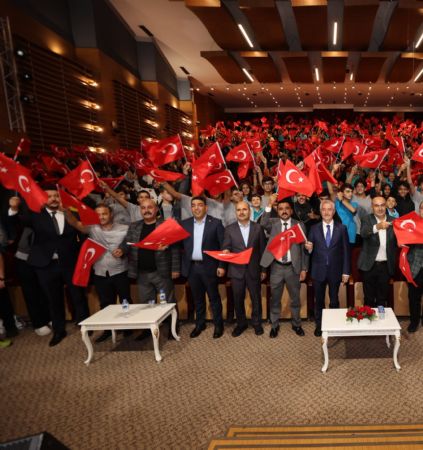 Gazi Torunlar anakkalede Ecdad le Buluuyor