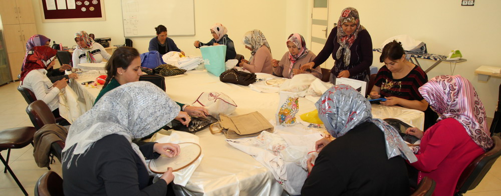 Sosyal Tesislerimizde Gen Kzlar eyizlerini Hazrlama mkan Buluyor 