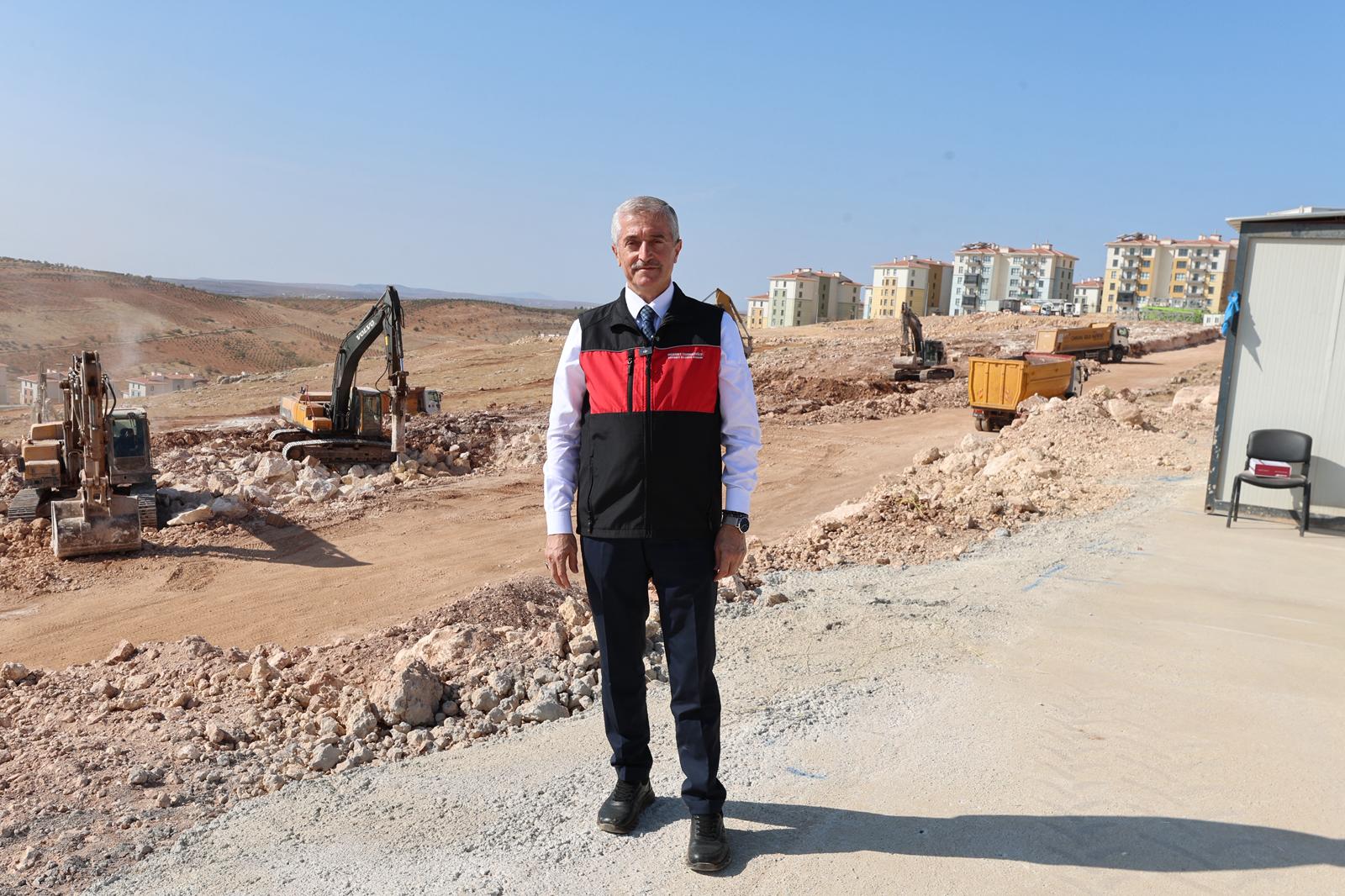 Bakanmz "Konutlar 1 Yl inde Teslim Edeceiz"