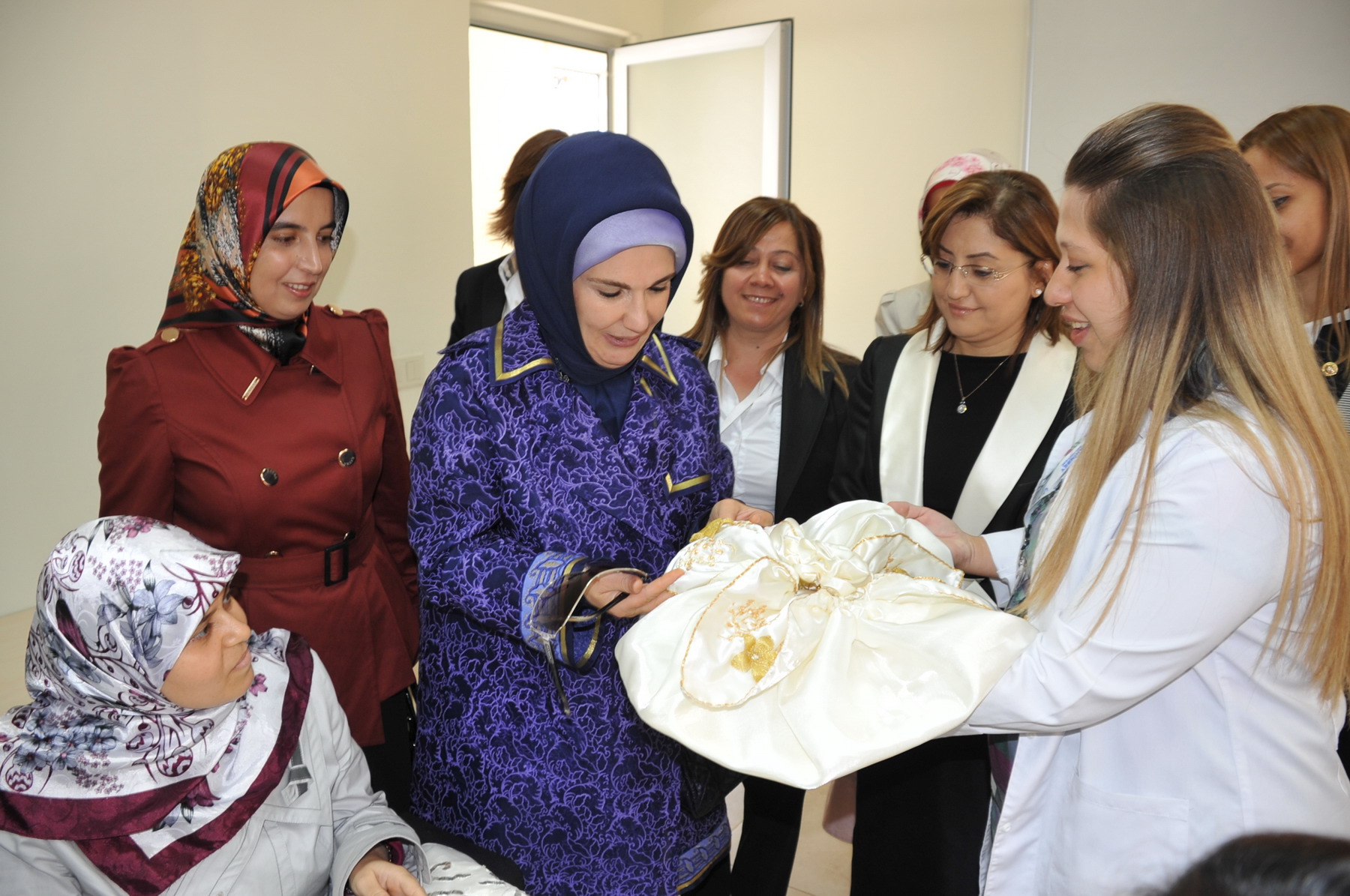 Emine Erdoan Karata Kltr Merkezine Hayran Kald