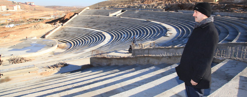 Yeilvadi Parknda 8 Bin Kiilik Amfi Tiyatro Yapmnda Sona Gelindi