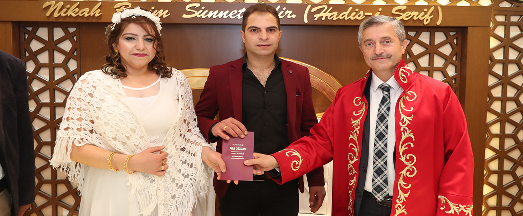 Bakanmzdan Yeni Evlenecek iftlere Srpriz