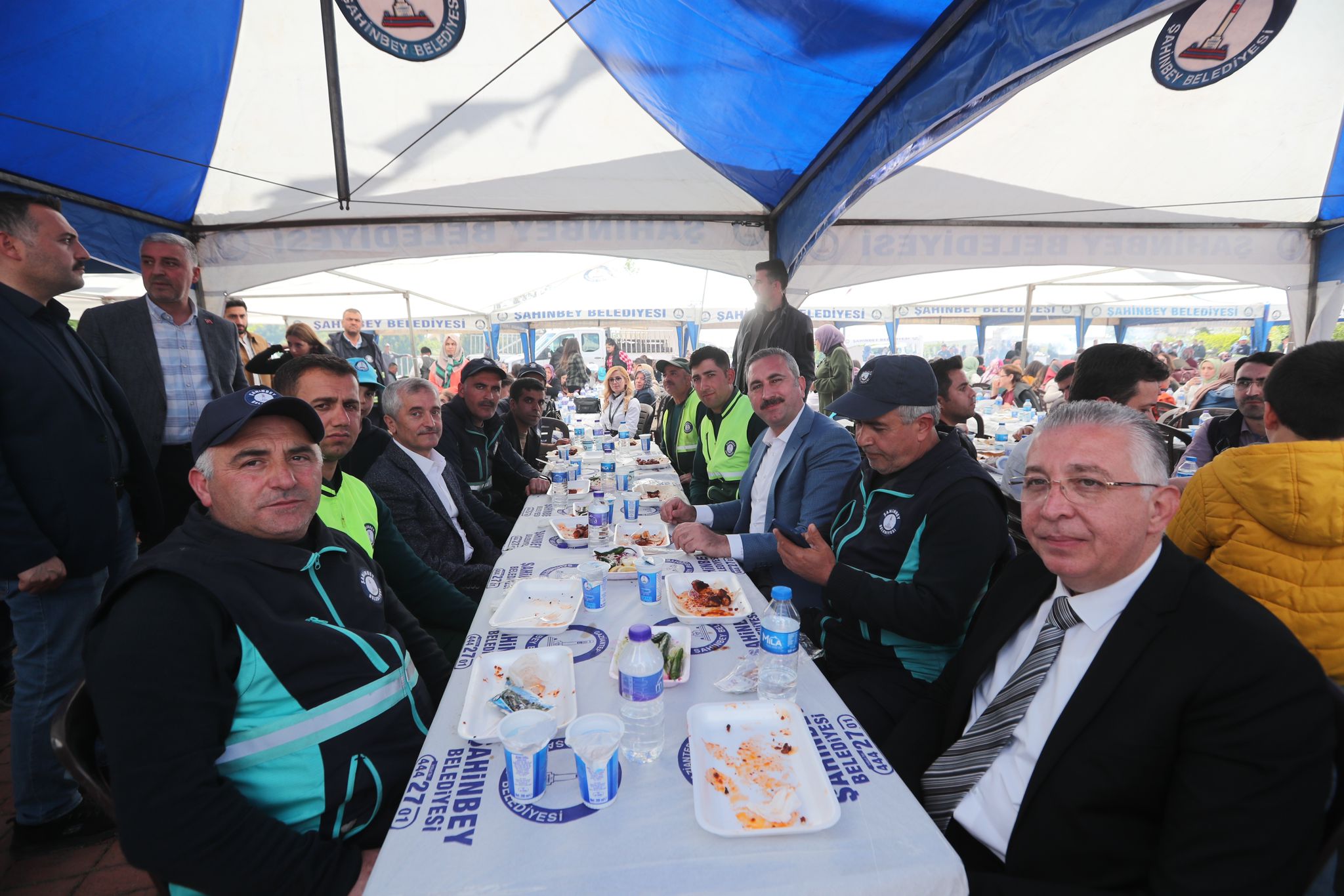 Bakanmz 1 Mays Mesai Arkadalar le Birlikte Kutlad