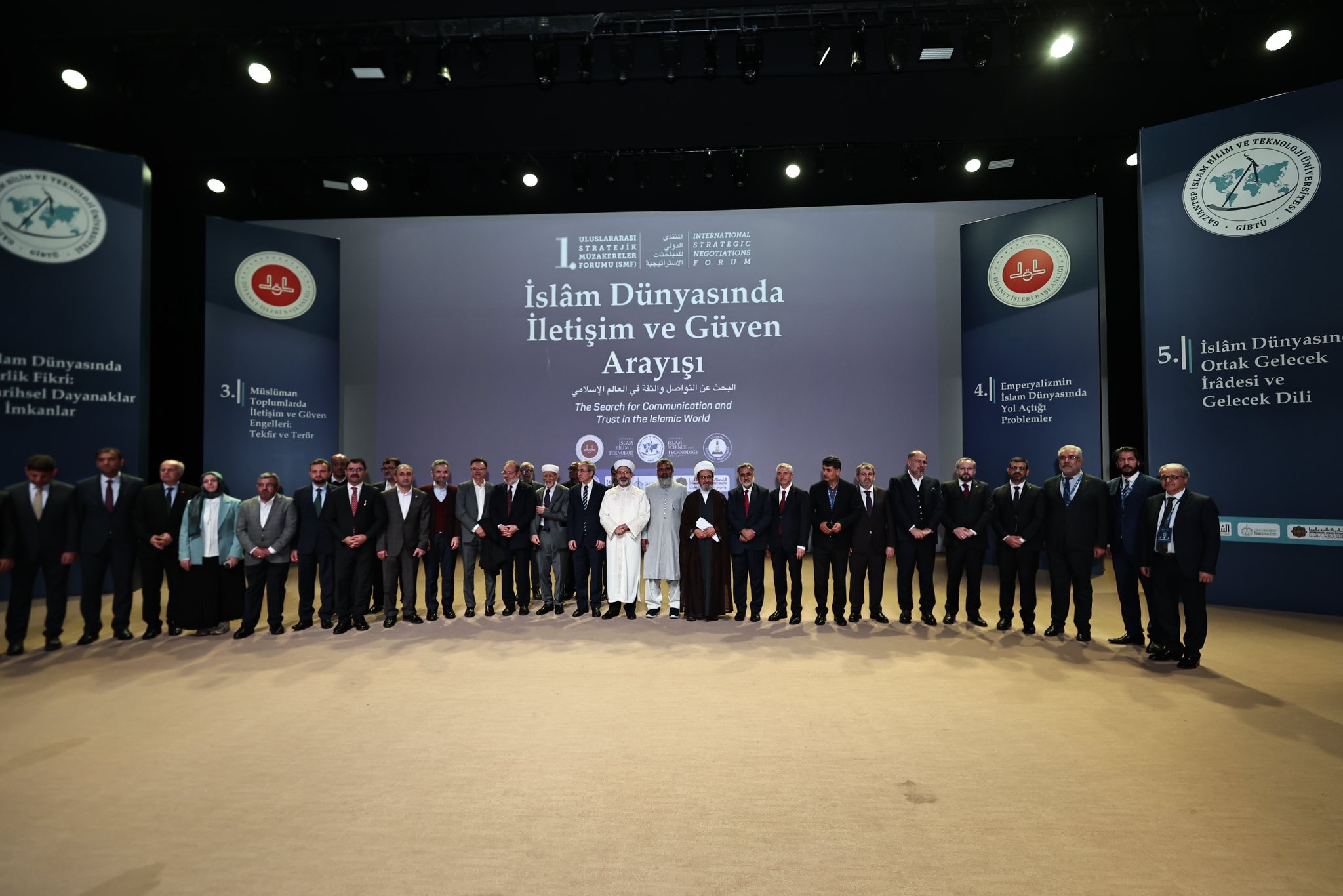 Belediyemiz 1. Uluslararas Stratejik Mzakereler Forumuna Ev Sahiplii Yapyor