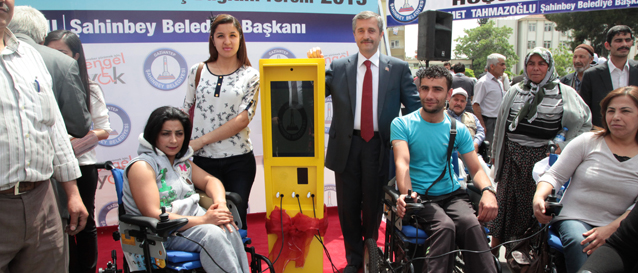 Engelli vatanda��m�z hi�bir olanaktan yoksun kalmamal�d�r