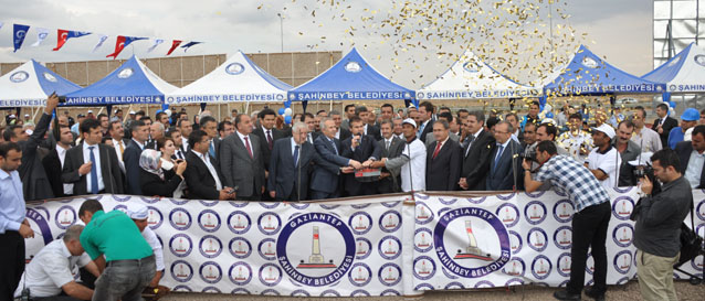 Bakan Kl, Akkent Spor Ky Kapal Spor Salonunun Temelini Att