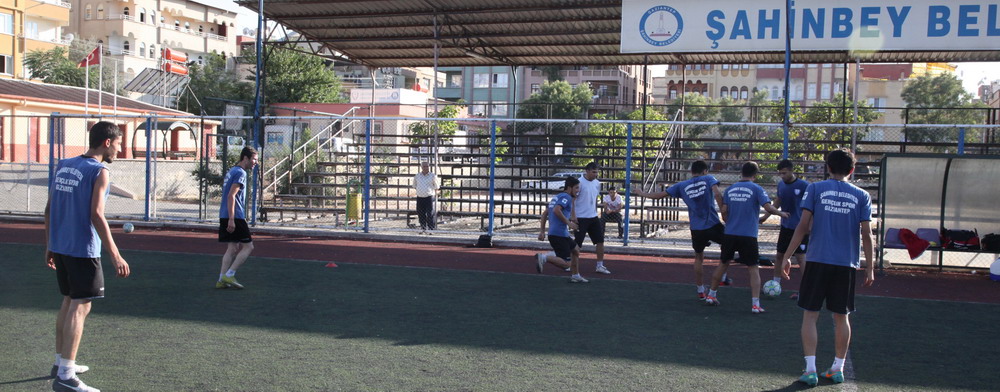 ahinbey Belediye Futbol Takm 3 Puan Almay Hedefliyor