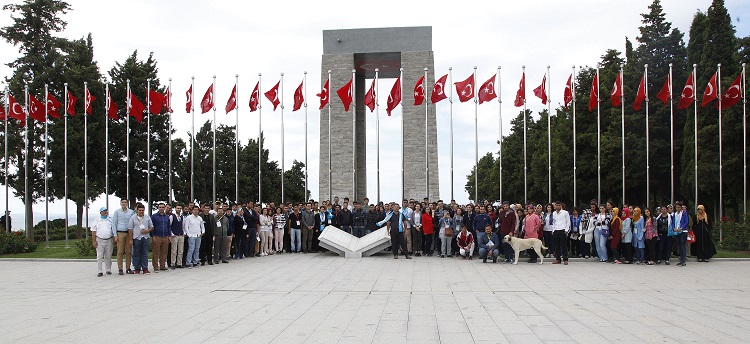 ahinbeyin Torunlar anakkaleye Akyor