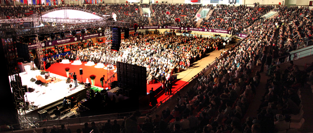 �ahinbey Belediyesi�nin Kutlu Do�um Ziyafetine Yakla��k 10 bin Ki�i Kat�ld�