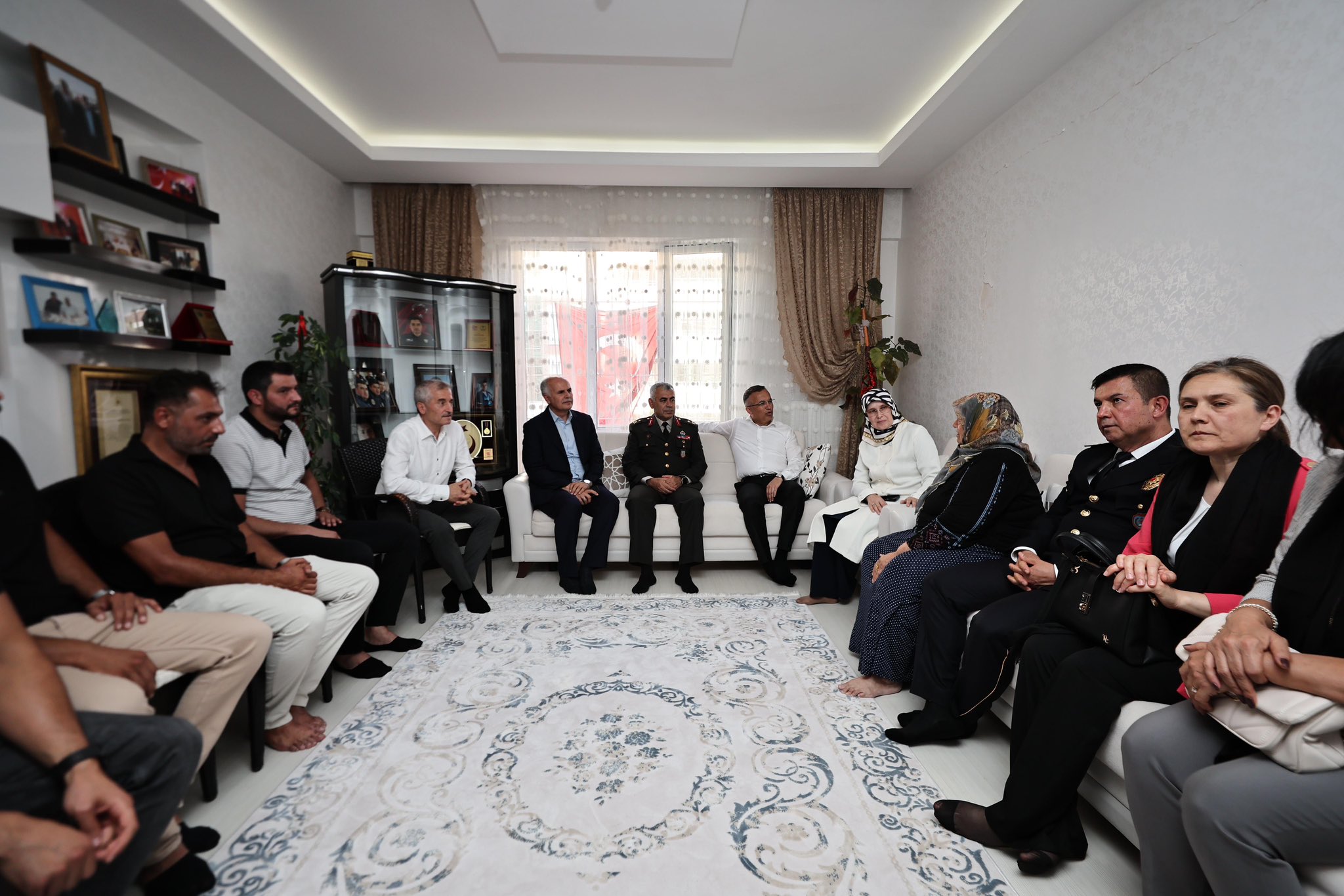 Bakanmz 15 Temmuz ehitlerini Ve ehit Ailelerini Unutmad