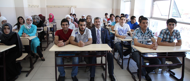 880 Suriyeli ahinbeyde Trke Okuma Yazma ve Lise Eitim mkan Buldu