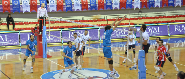 �ahinbey, Lider Tokat Belediye Plevne Spor�u Eli Bo� G�nderdi