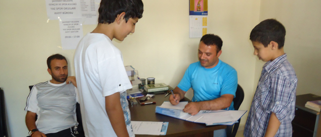 �ahinbey Belediyesi Yaz Spor Okulu Kay�tlar� Devam Ediyor