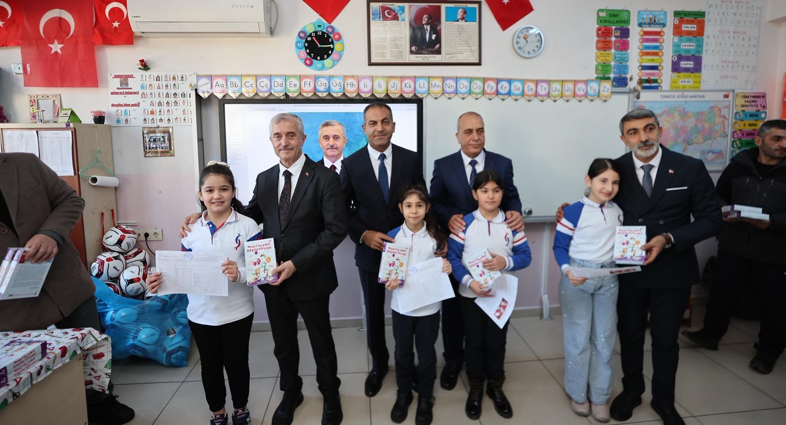 Belediyemizden ��rencilere S�mestr Tatilinde 1 Milyondan Fazla Kitap