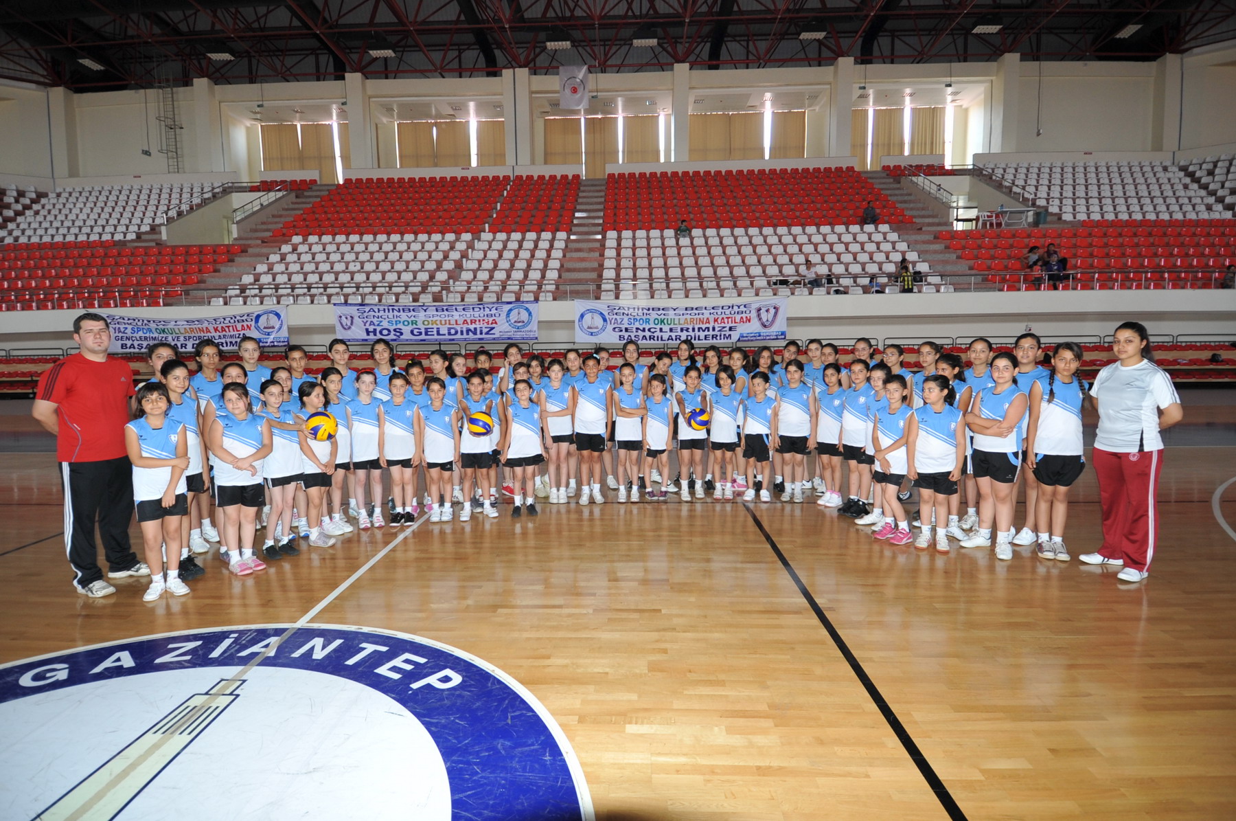 Filenin Sultanlar ahinbeyde Yetiiyor