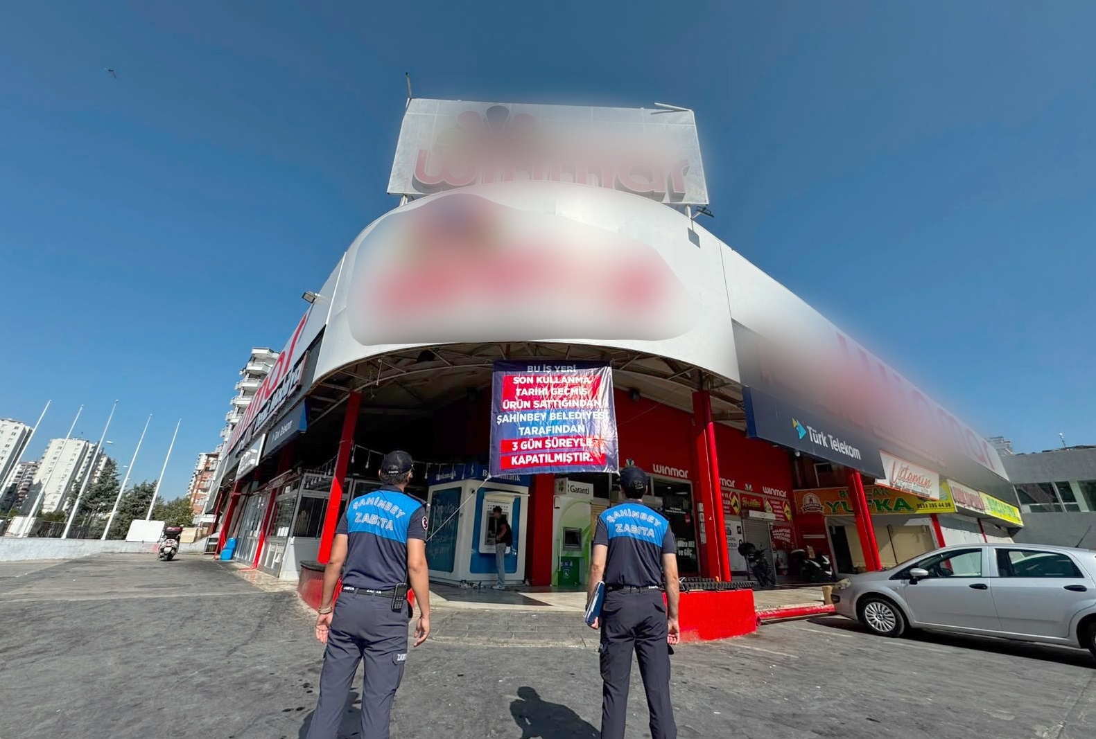 Son Kullanma Tarihi Ge�mi� �r�n Satan Zincir Markete 3 G�n Kapatma Cezas�