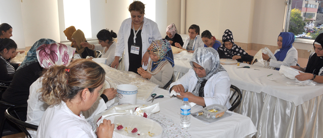 ahinbey Belediyesi AHMEK Kurslar Dolup Tayor