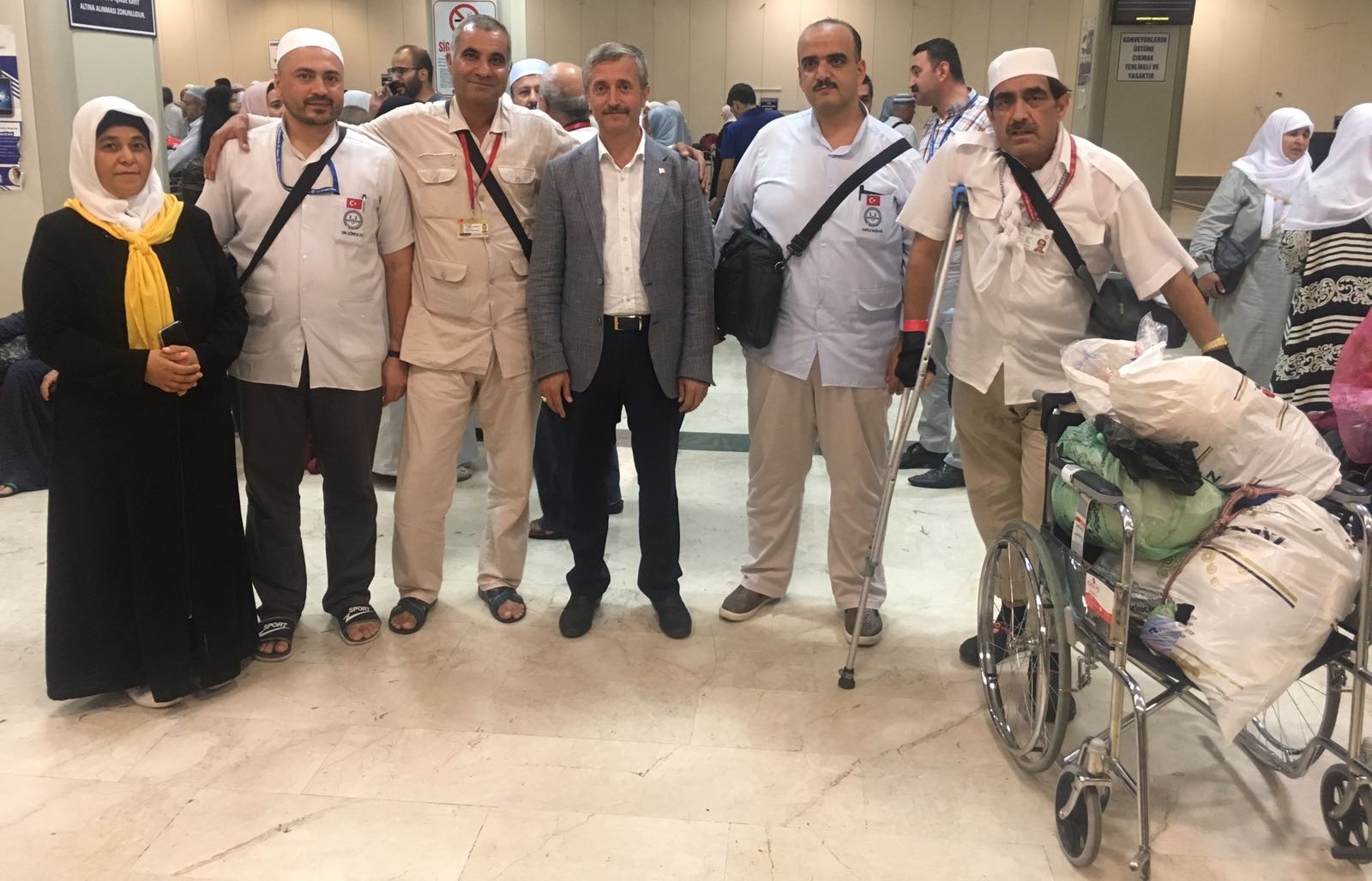 Ba�kan Tahmazo�lu Hac�lar� Kar��lad�