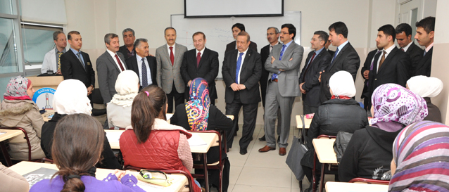 �ahinbey Belediyesi, N�fusu 500 Binin �zeri Olan Belediye Ba�kanlar�n� A��rlad�