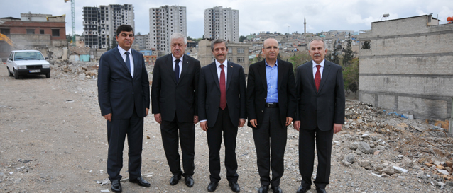 Bakan �im�ek, Ba�kan Tahmazo�lu Tek Kelimeyle Muhte�em �al��malar Yap�yor