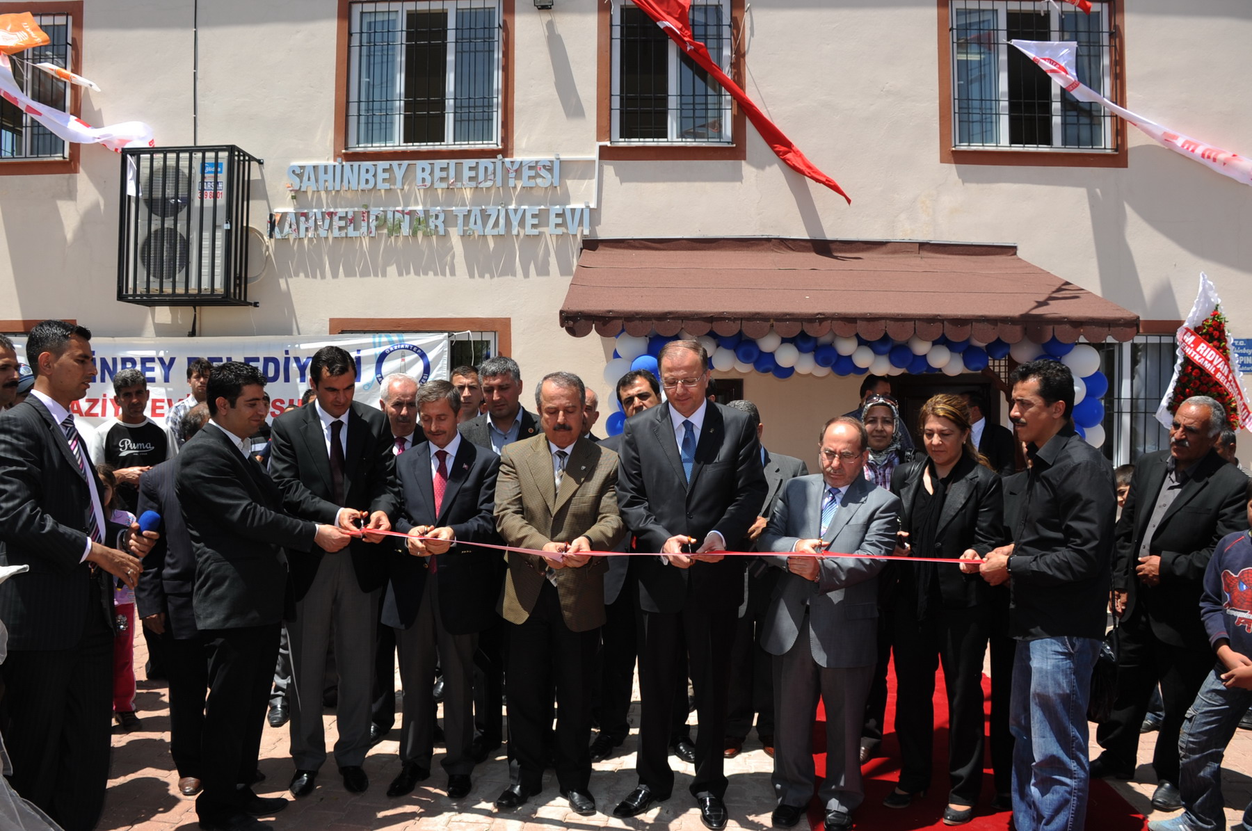 Kahvelipnar Hanm ve Erkek Taziye Evi Ald
