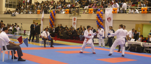 �ahinbey�li Karateciler Milli Tak�m Kamp�na Gidiyor