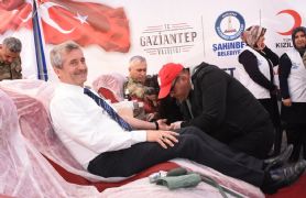 Bakanmzdan Kan Bana Davet