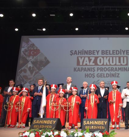 �ahinbey�de Mezuniyet Co�kusu
