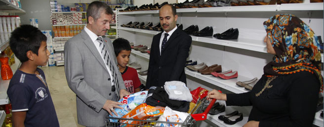 Bakan Tahmazolu, "Sosyal Marketimizden Yaklak 18.000 Kii Faydalanyor"