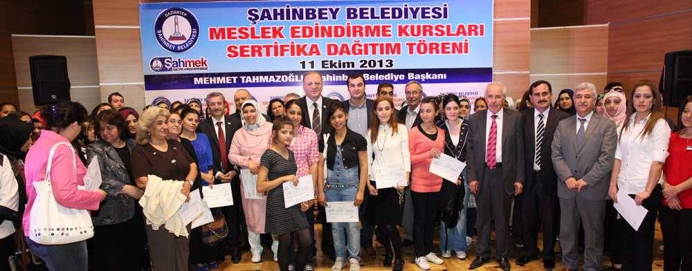 ahinbey Belediyesi 2.425 Kursiyere Sertifika Verdi