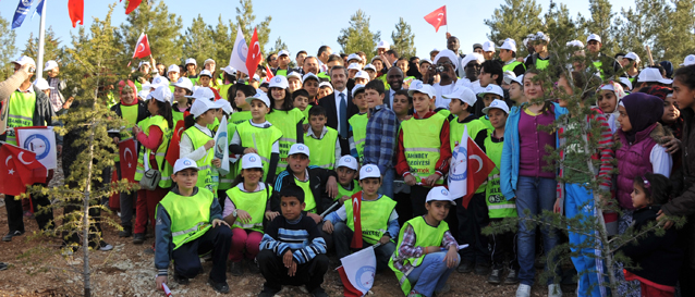 ahinbey Belediyesi ahmek Kursiyerleri Daha Yeil Bir evre in Fidan Dikti