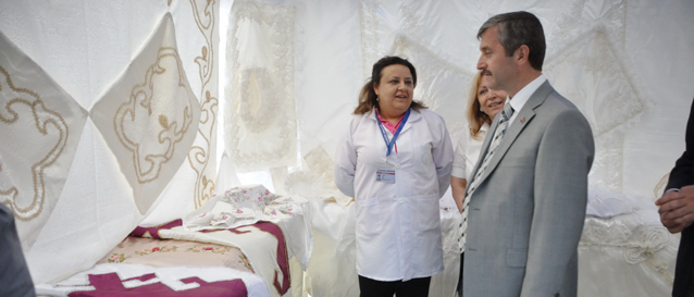 �ahinbey Belediyesi Kursiyerlerinden Kermes