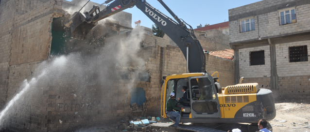 Ba�kan Tahmazo�lu, "Bozoklar Mahallesine Sosyal Tesis ve Park Yap�yoruz"