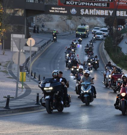 Bakan Tahmazolu ve Trk Chopper Gaziler in Turlad