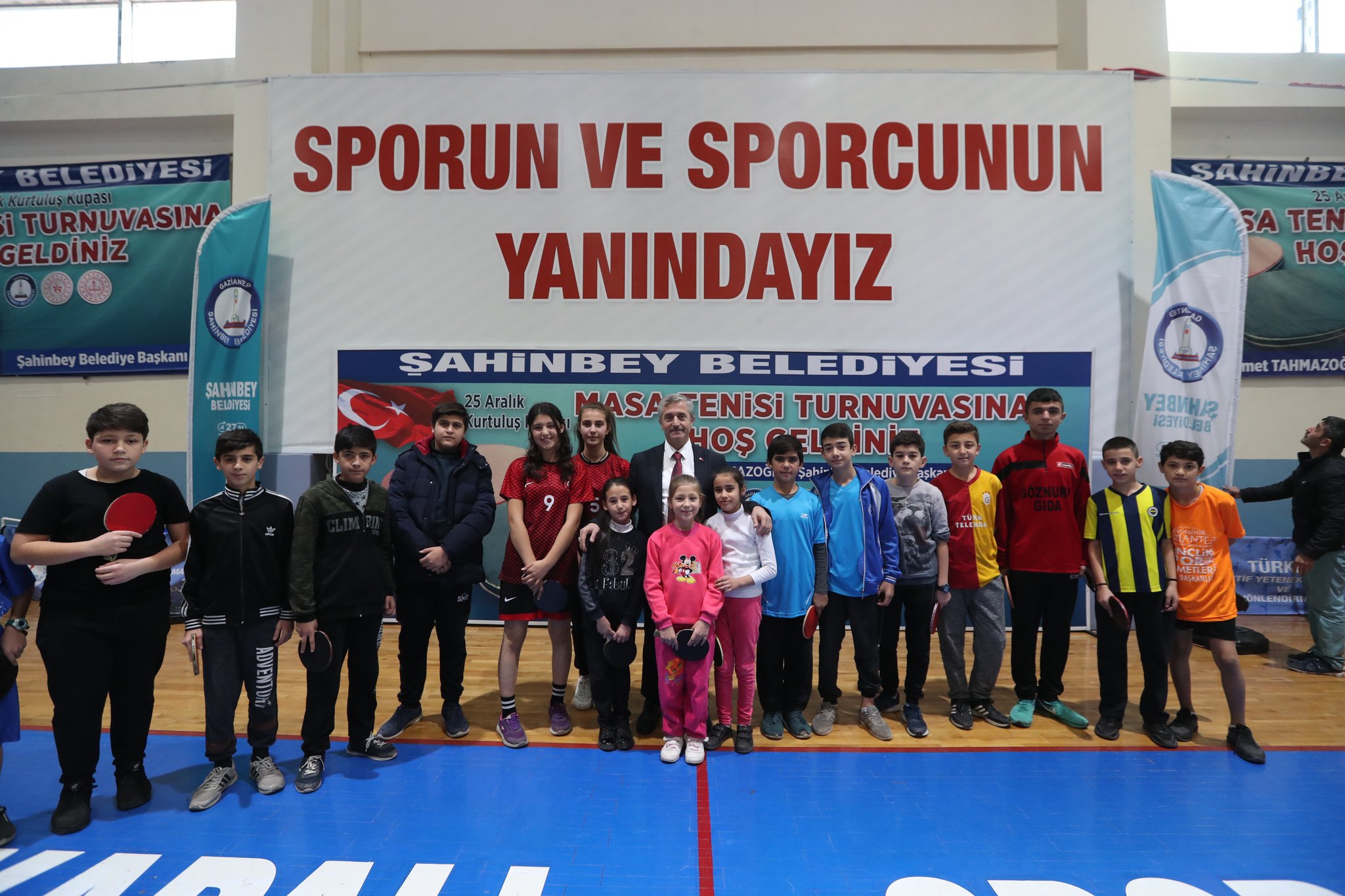 ahinbeyliler Raketlerini Kurtulu Kupas in Sallad